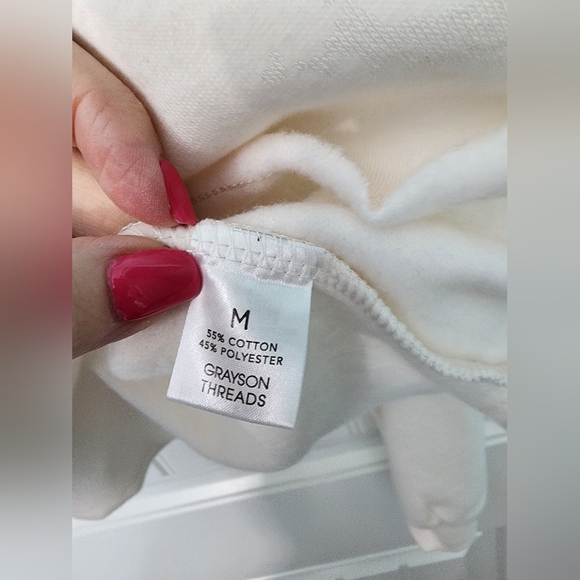 NEW! Grayson/Threads Women's Ford Bronco Girl Graphic Sweatshirt, Size Medium - Picture 6 of 7